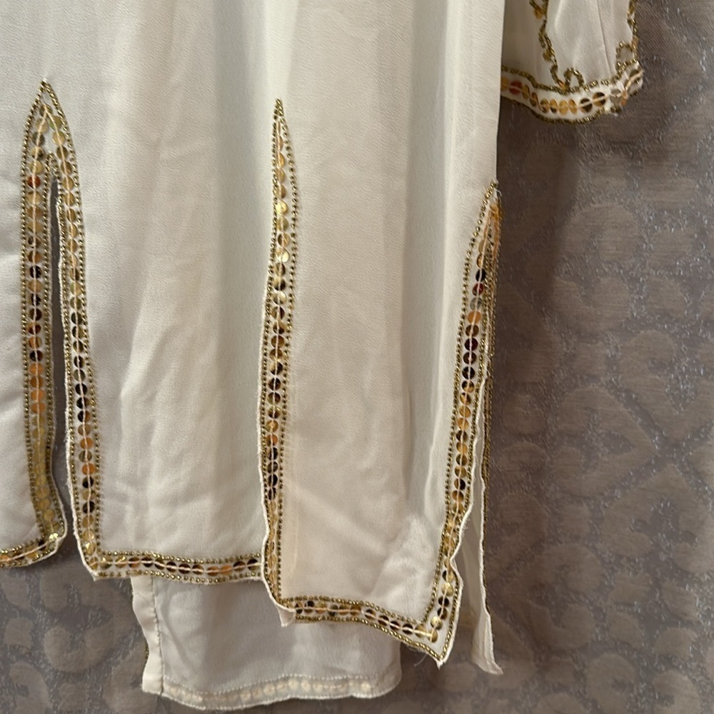 Stunning one size kimono with gold beading and sequins Made in India - Picture 6 of 11
